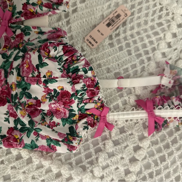 *SOLD* NWT For Love & Lemons Heart Bloom Bustier Top - Picture 2 of 8